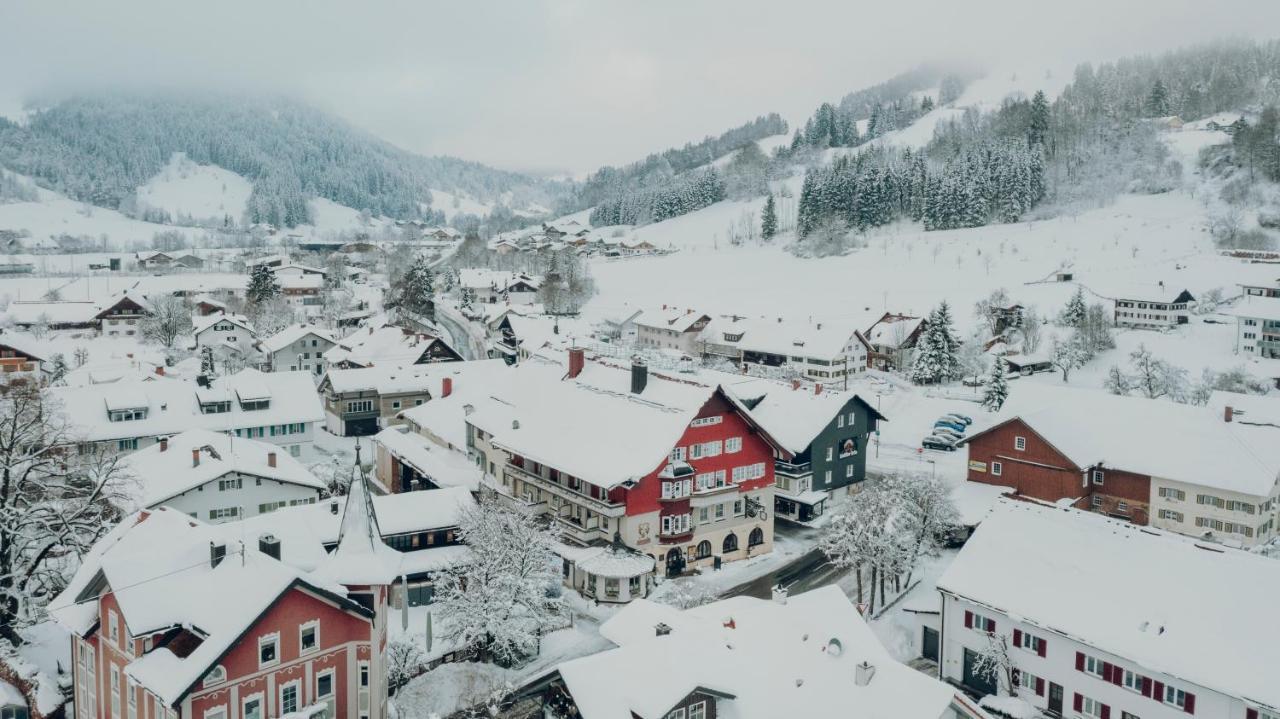 Brauereigasthof Schaeffler Миссен-Вильхамс Экстерьер фото